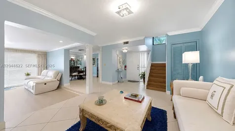 635 NW 97th Place Miami FL 33172