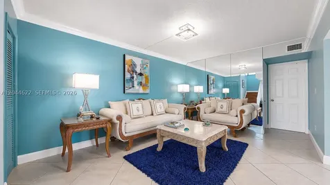 635 NW 97th Place Miami FL 33172