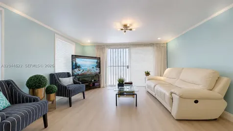 635 NW 97th Place Miami FL 33172