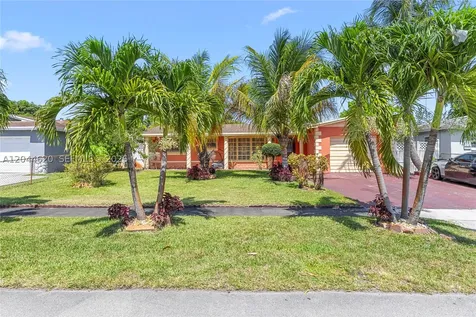 1157 NW 45th Terrace Lauderhill FL 33313