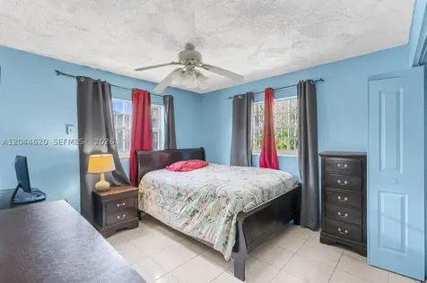 1157 NW 45th Terrace Lauderhill FL 33313