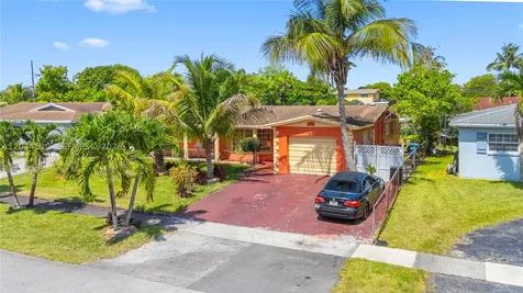 1157 NW 45th Terrace Lauderhill FL 33313