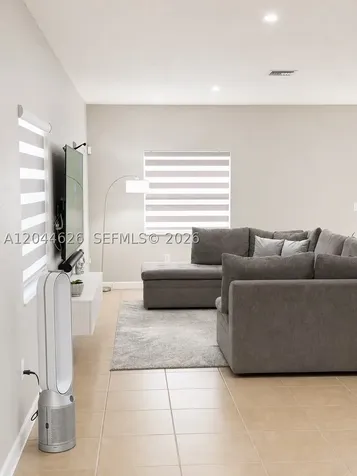 278 SE 31st Terrace Homestead FL 33033