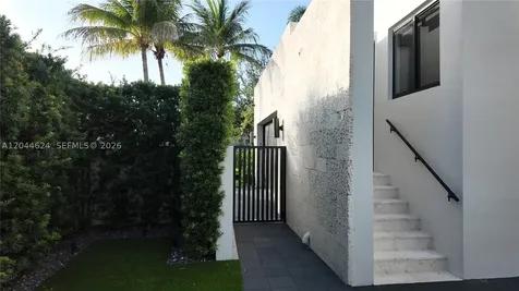 570 S Shore Drive Miami Beach FL 33141