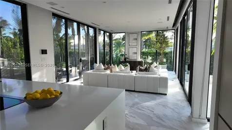 570 S Shore Drive Miami Beach FL 33141