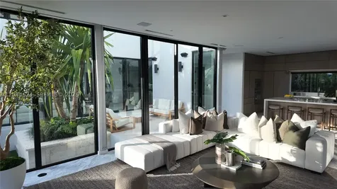 570 S Shore Drive Miami Beach FL 33141