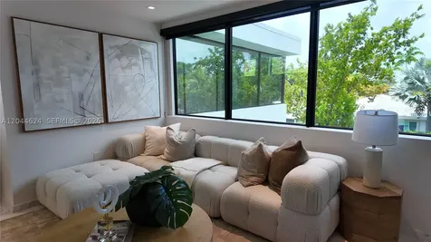 570 S Shore Drive Miami Beach FL 33141