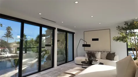570 S Shore Drive Miami Beach FL 33141
