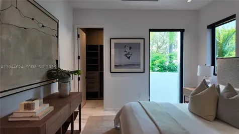 570 S Shore Drive Miami Beach FL 33141