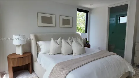 570 S Shore Drive Miami Beach FL 33141
