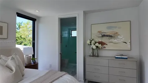 570 S Shore Drive Miami Beach FL 33141