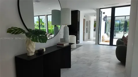 570 S Shore Drive Miami Beach FL 33141