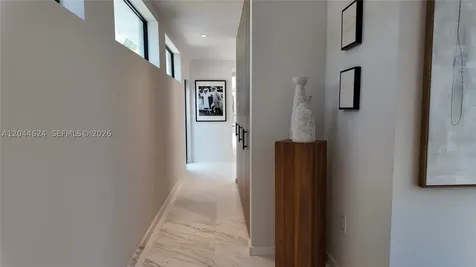 570 S Shore Drive Miami Beach FL 33141
