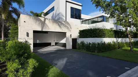 570 S Shore Drive Miami Beach FL 33141