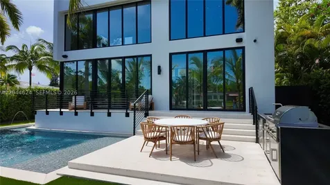 570 S Shore Drive Miami Beach FL 33141