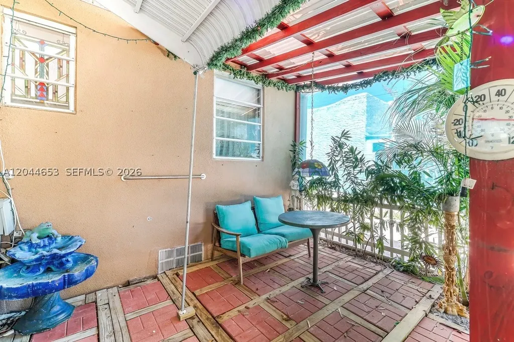 1826 Mckinley Street Hollywood FL 33020