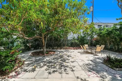 1826 Mckinley Street Hollywood FL 33020