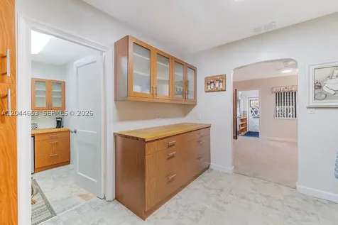 1826 Mckinley Street Hollywood FL 33020