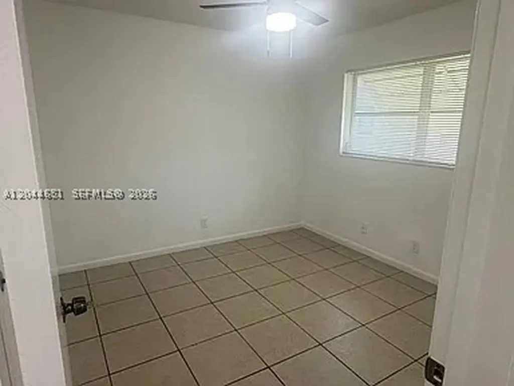 2407 Mckinley Street Hollywood FL 33020