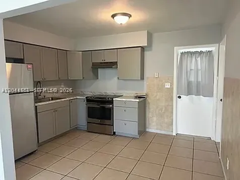 2407 Mckinley Street Hollywood FL 33020