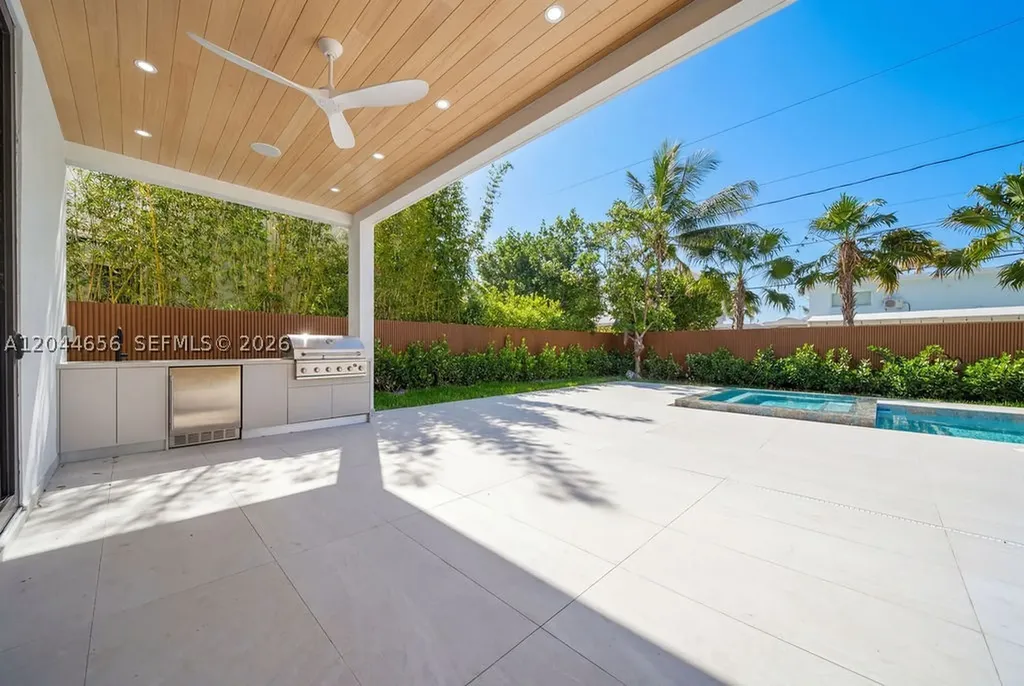 3318 NE 16th Place Fort Lauderdale FL 33305