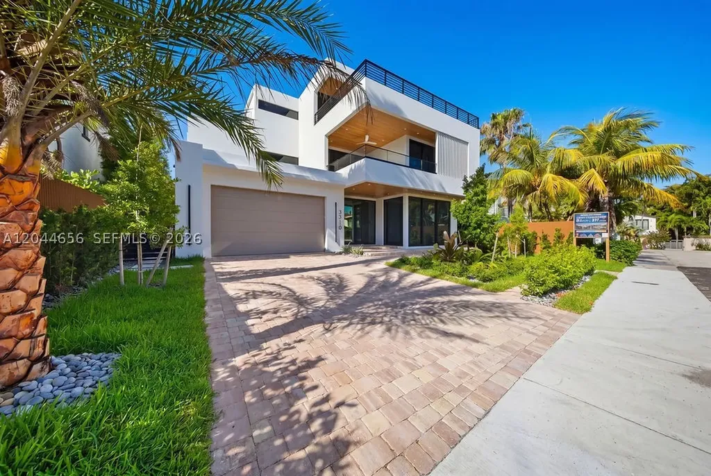 3318 NE 16th Place Fort Lauderdale FL 33305