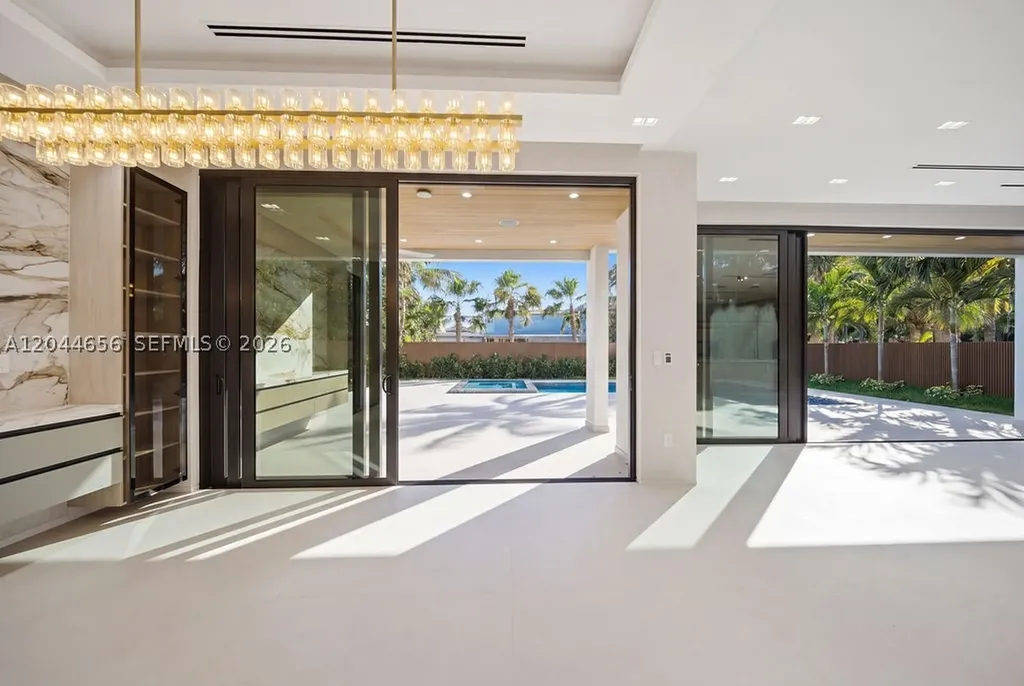 3318 NE 16th Place Fort Lauderdale FL 33305