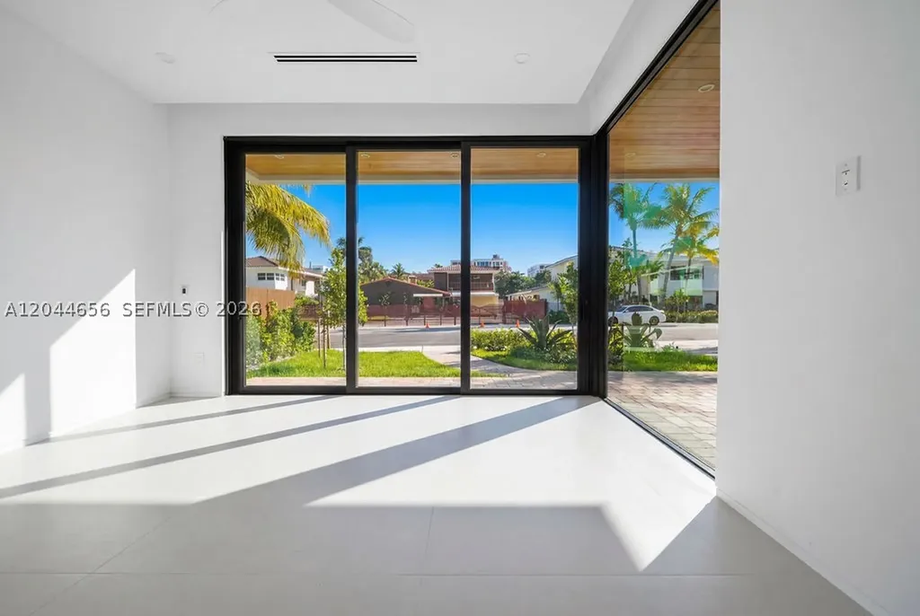 3318 NE 16th Place Fort Lauderdale FL 33305