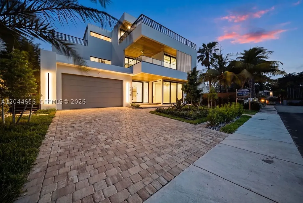 3318 NE 16th Place Fort Lauderdale FL 33305