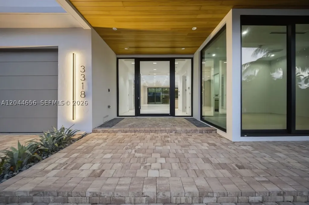3318 NE 16th Place Fort Lauderdale FL 33305