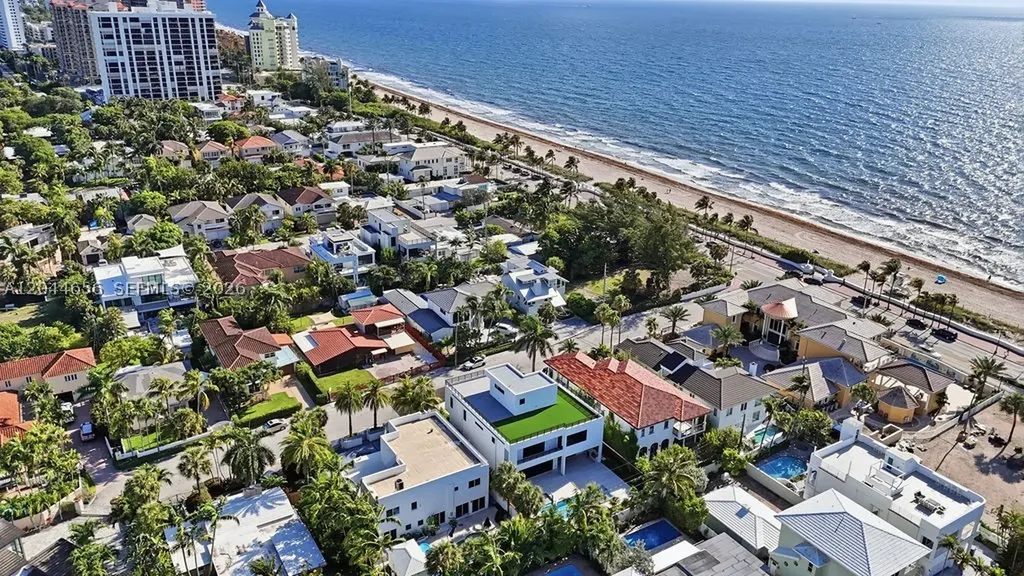 3318 NE 16th Place Fort Lauderdale FL 33305