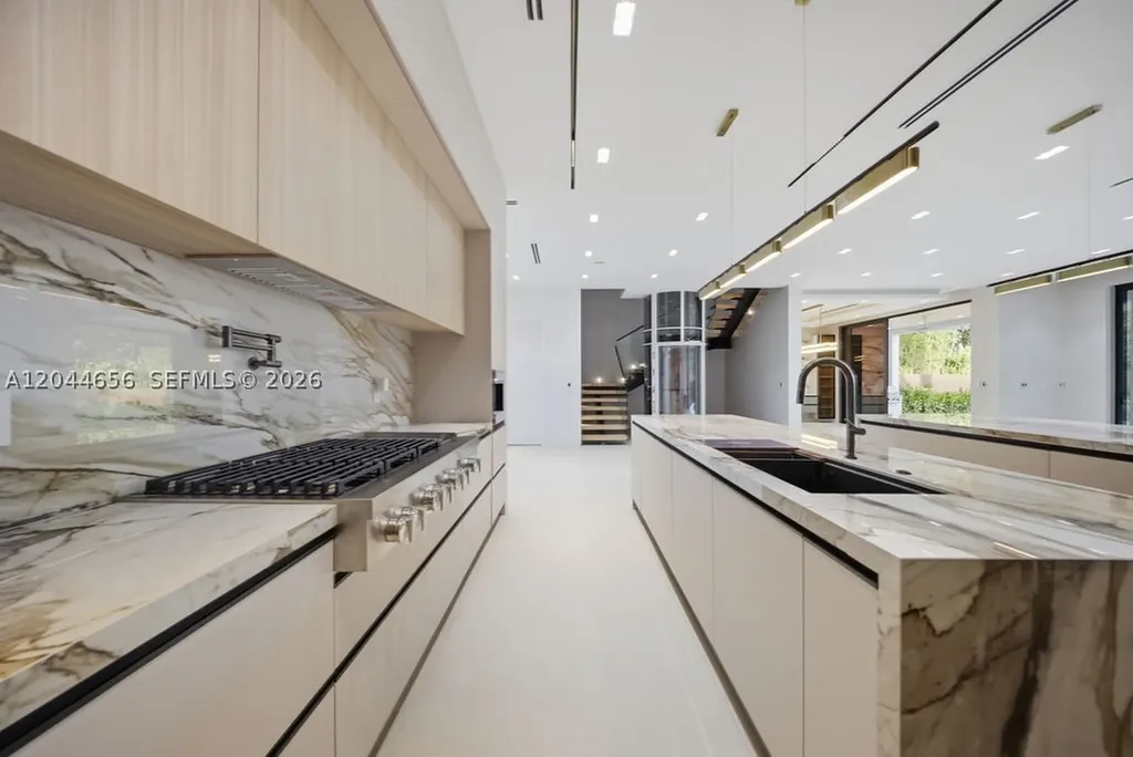 3318 NE 16th Place Fort Lauderdale FL 33305