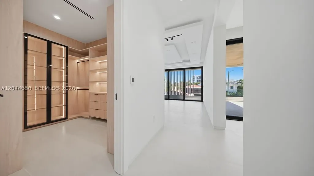 3318 NE 16th Place Fort Lauderdale FL 33305