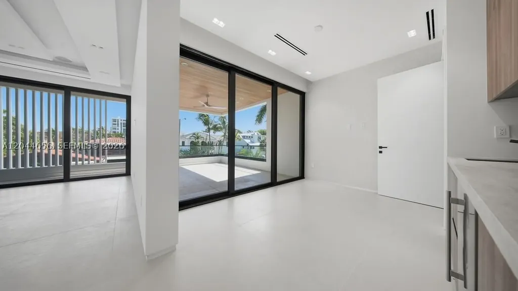 3318 NE 16th Place Fort Lauderdale FL 33305
