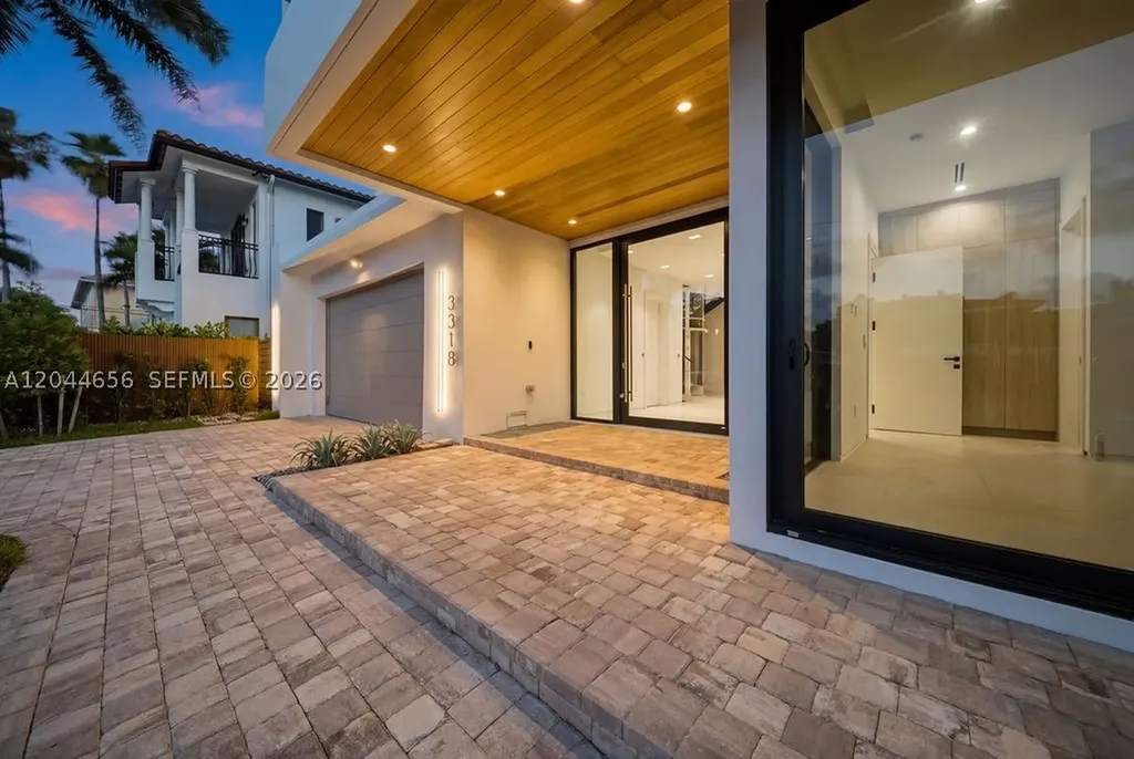 3318 NE 16th Place Fort Lauderdale FL 33305