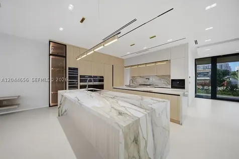 3318 NE 16th Place Fort Lauderdale FL 33305