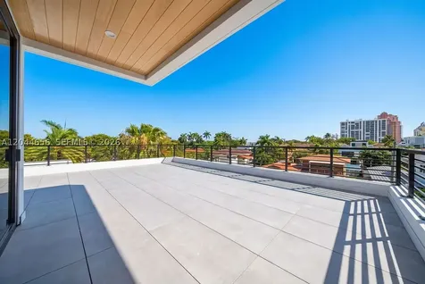3318 NE 16th Place Fort Lauderdale FL 33305