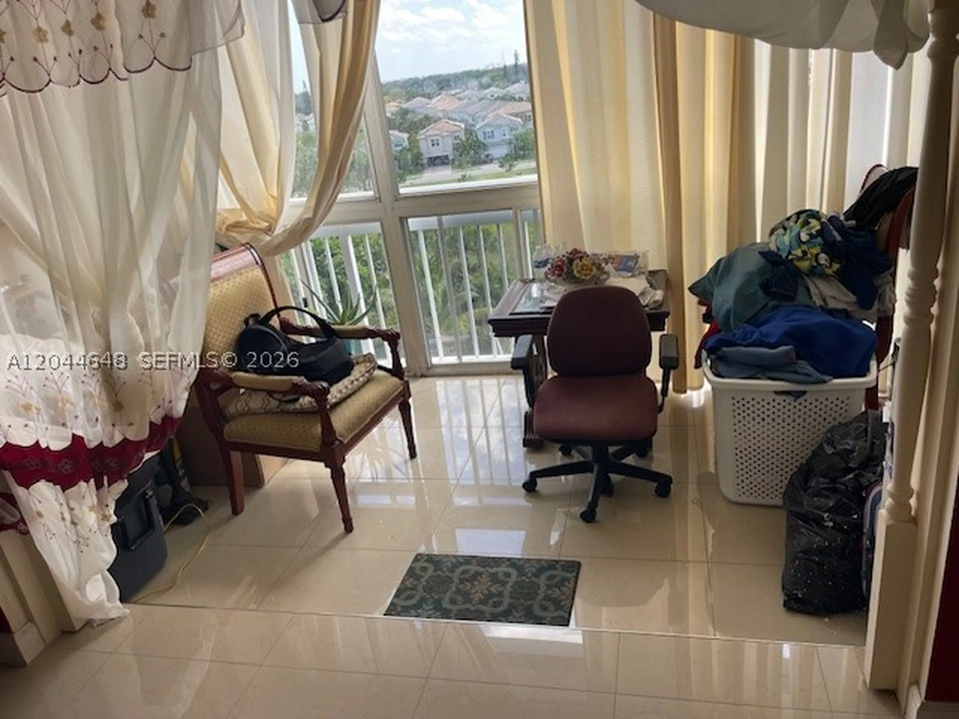 4400 Hillcrest Drive Hollywood FL 33021