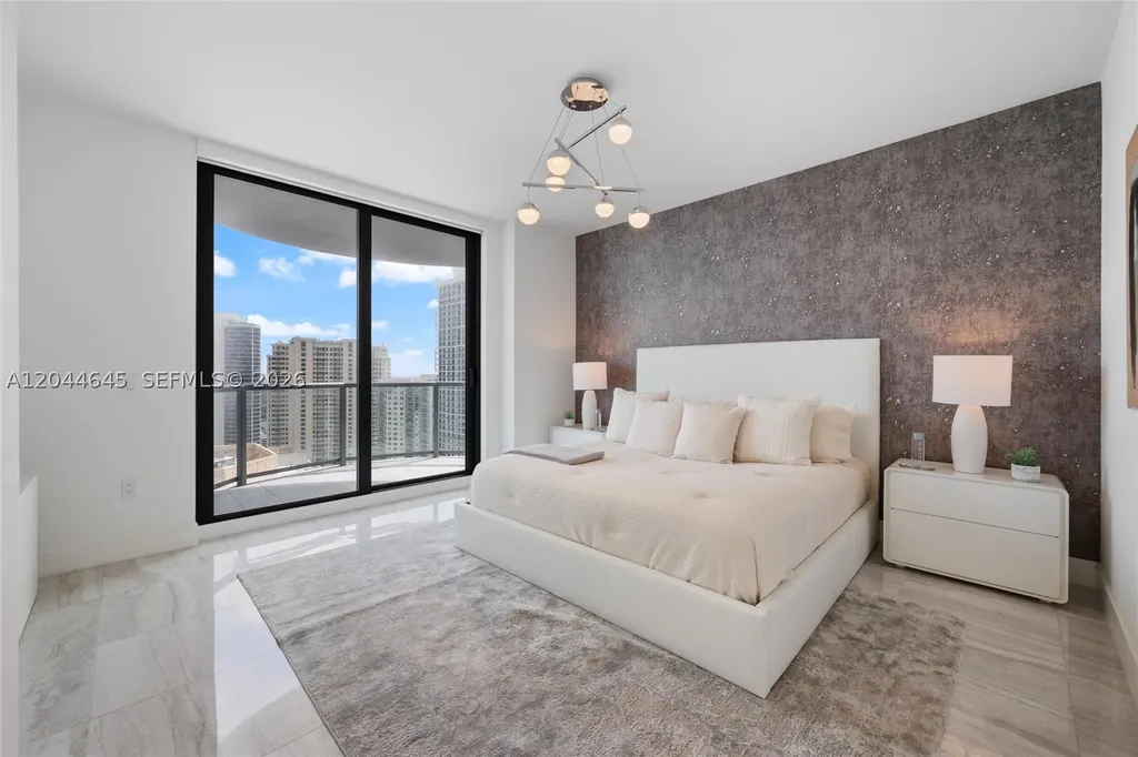 100 E Las Olas Boulevard Fort Lauderdale FL 33301