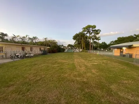 3021 W Flagler Street Miami FL 33135