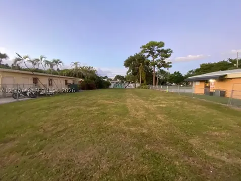 3021 W Flagler Street Miami FL 33135