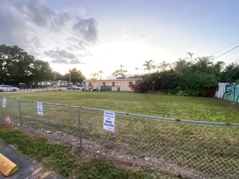 3021 W Flagler Street Miami FL 33135
