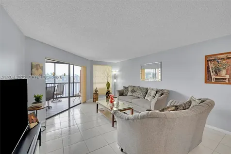 7250 Fairfax Drive Tamarac FL 33321