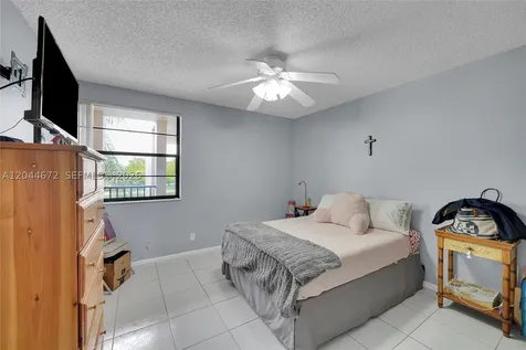 7250 Fairfax Drive Tamarac FL 33321