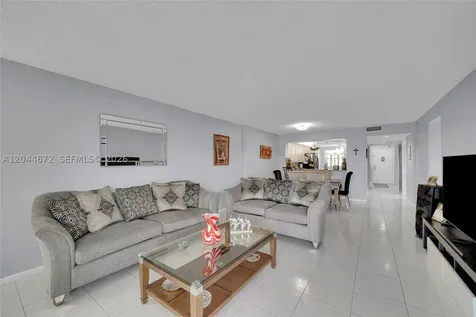 7250 Fairfax Drive Tamarac FL 33321