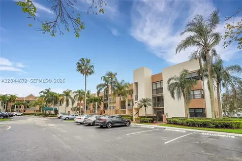7250 Fairfax Drive Tamarac FL 33321