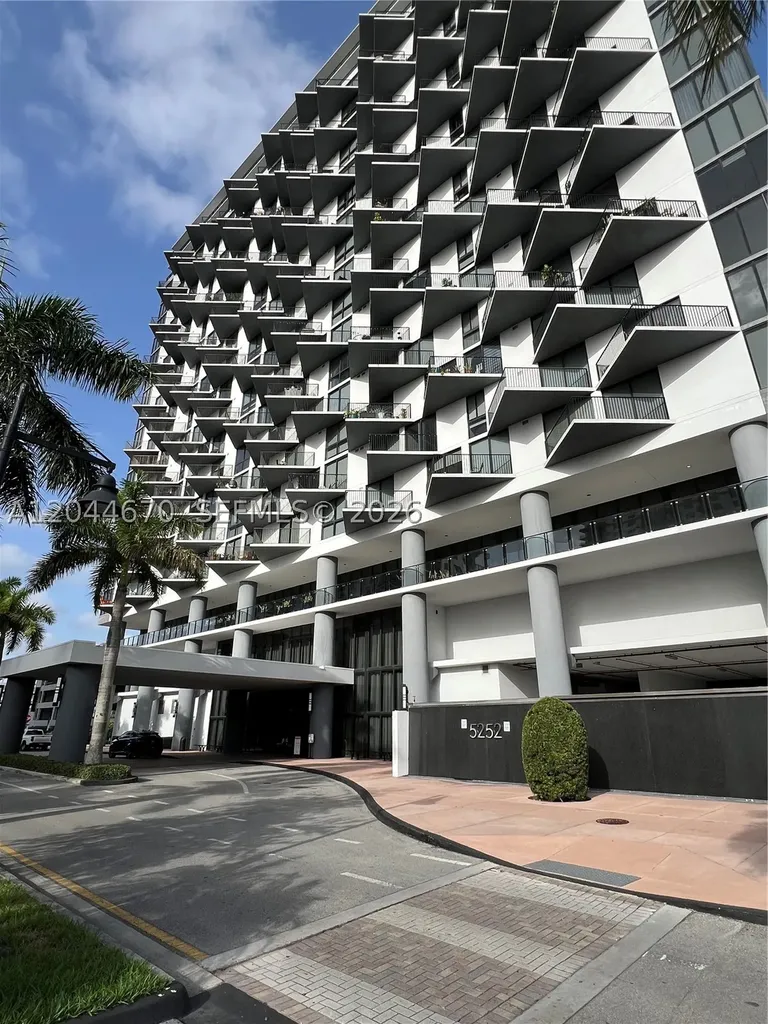 5252 NW 85th Avenue Doral FL 33166
