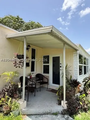 170 NW 49th Street Miami FL 33127