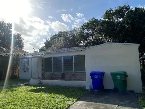 170 NW 49th Street Miami FL 33127
