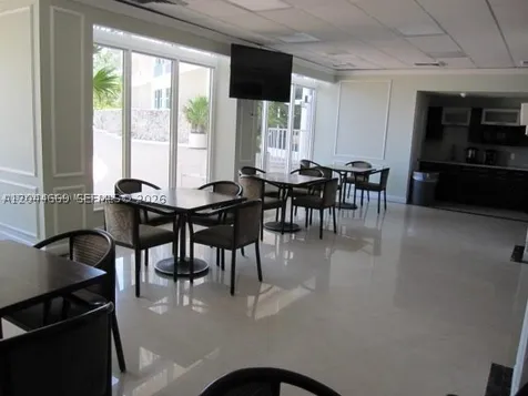 3180 S Ocean Drive Hallandale Beach FL 33009